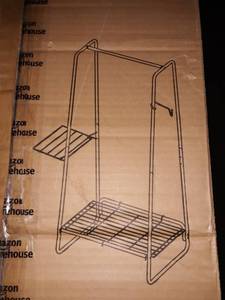 lot 30119 image: Metal Garment Rack