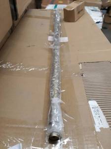 lot 30182 image: Curtain Rod