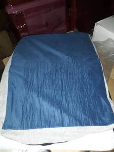 lot 30210 image: Medium Size Dog Bed