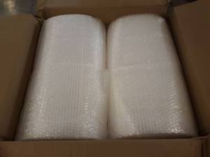 lot 30221 image: Bubble Wrap Pair