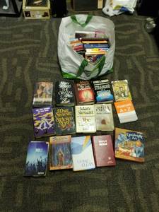 lot 6014 image: Bag of Books