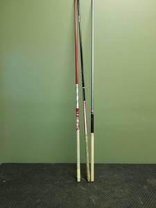 lot 6070 image: (3) Motore Exotics Graphite Golf Shafts