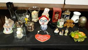 lot 7818 image: Miscellaneous Knick Knack Lot