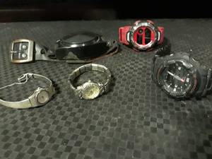 lot 6273 image: Lot of Watches