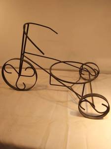 lot 11917 image: iron tricycle plant stand