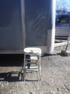 lot 11789 image: Vintage step stool seat needs repair