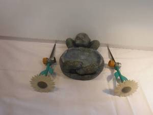 lot 11817 image: Relaxing turtle yard decor and 2 flower look sprinklers