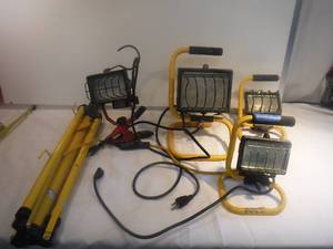 lot 11834 image: Garage shop spot lights