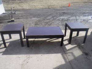 lot 11862 image: Coffee and side table lot