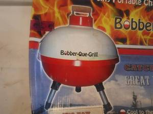 lot 11887 image: New old stock bobber que- grill table top grill- box is rough but item is new