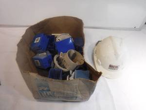 lot 11892 image: Box of mixed electrical items and switch boxes