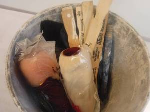 lot 11903 image: Bucket of painting items