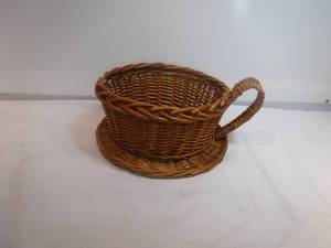 lot 19368 image: Wicker cup and saucer planter