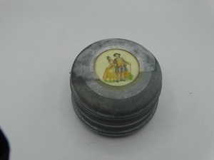 lot 9047 image: antique music playing jewelry box