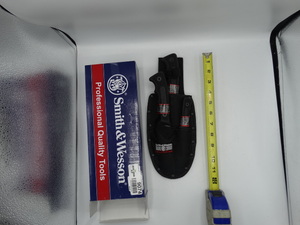 lot 9074 image: approximately 10 smith and wesson knife set complete with box