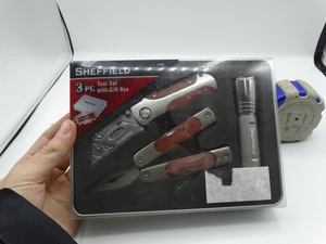 lot 9083 image: unopened 3 piece sheffield tool set with giftbox