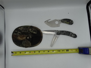 lot 9090 image: camouflage style knife set with hook style knife and a dual edged blade
