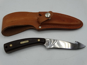 lot 9095 image: 7 old timer hook style knife with holster
