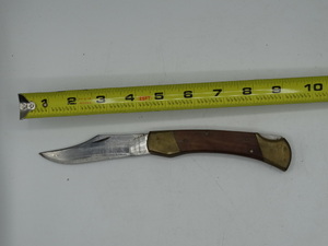 lot 9106 image: approximately 9 stainless steel pocket in good condition