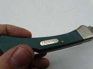 lot 9113 image: approximately 6 frontier pocket knife with case