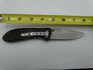 lot 9124 image: approximately 8  timberwolf stainless steel knife