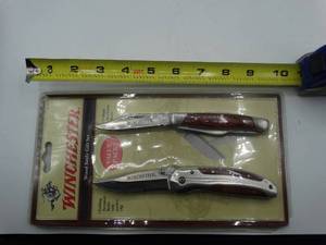 lot 9135 image: winchester 2 piece knife gift set