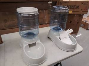 lot 15800 image: amazonbasics gravity pet feeder and waterer bundle