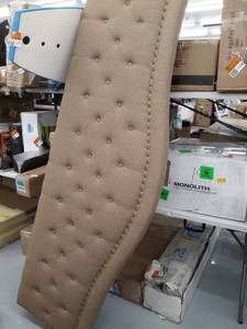 lot 15866 image: LIFE Home Platform Bed, Brown unknown size