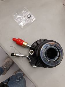 lot 5005 image: Slave Cylinder 73003B
