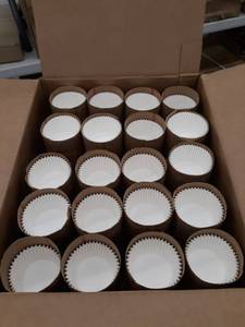 lot 15458 image: 1000 Baking Cups Cupcake Liners - Standard Size