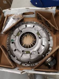 lot 15489 image: Premium Clutch Kit