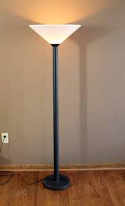 lot 3023 image: Black Metal Standing Torchiere Lamp - 66 Tall - Works