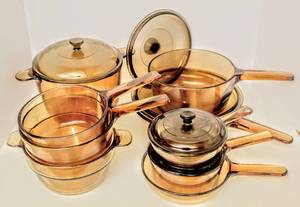 lot 3134 image: 15 Piece Corning Visions Cookware, Amber