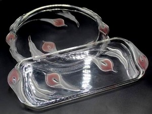 lot 3169 image: Beautiful Art Glass Serving Lot, Pink Easter Lillies, 2 Pieces