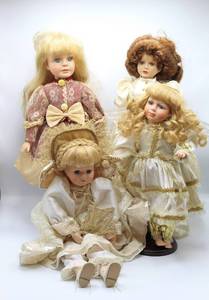 lot 3186 image: (4) Porcelain Dolls - Angel Shelf Sitter, Geppeddo and more...