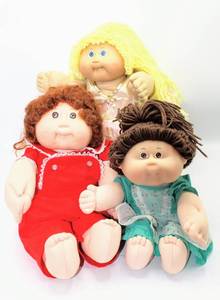 lot 3210 image: (3) Cabbage Patch Kids - Redhead, Brunette and Blonde - Vintage