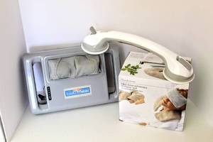 lot 3152 image: Brookstone Mint Aromatherapy Set, Conair Family Fitness Massager, and Suction Cup Grab Bar