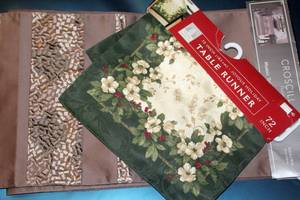 lot 3308 image: 2 Brand New In Package Table Runners