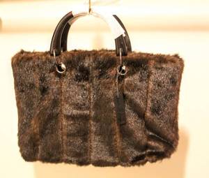 lot 3387 image: New Boutique Isabellas Journey Fur Bag with Wooden Handles