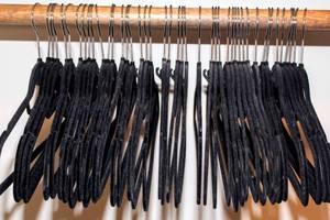 lot 3389 image: Simple Slimline Non-slip Black Velvet Hangers