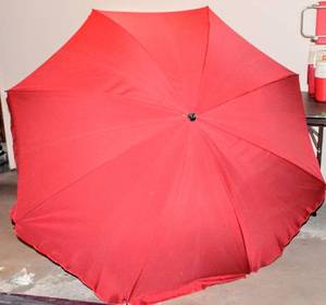 lot 3269 image: Red Canopy Table Umbrella- Looks Brand New
