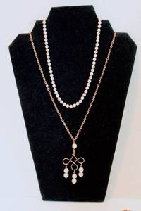 lot 3342 image: (10) Piece Pearls & Gold Lot - Necklaces, Bracelets and Brooch