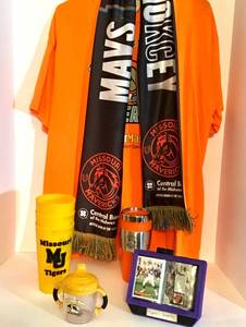 lot 3153 image: MAVs Hockey and MU Tigers