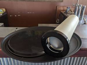 lot 1090 image: Cambro Serving Trays And Roundup Cup Dispenser