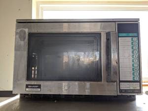 lot 1119 image: Sharp Commercial Microwave R-22GT-F