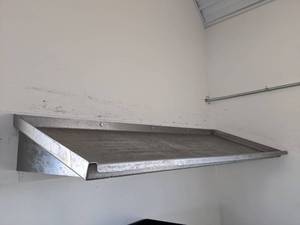 lot 1123 image: Drying Rack