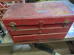 lot 10037 image: Red Metal Tool Box w Contents