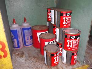lot 10073 image: Lot of DAP and  Chemicals