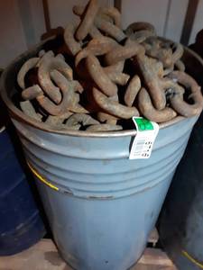 lot 6716 image: Barrel of TowLog Chain 90ft Total