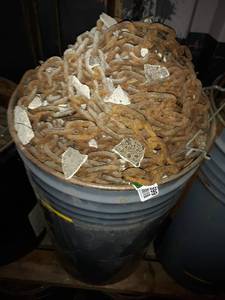 lot 6599 image: Barrel of 2.5 Link TowLog Chain 350ft Total